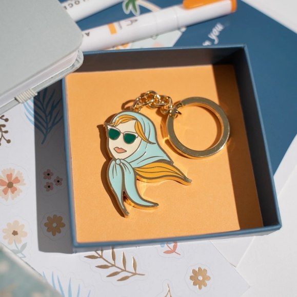 Archer & Olive Convertible Life Enamel Keychain - Picture 3 of 6